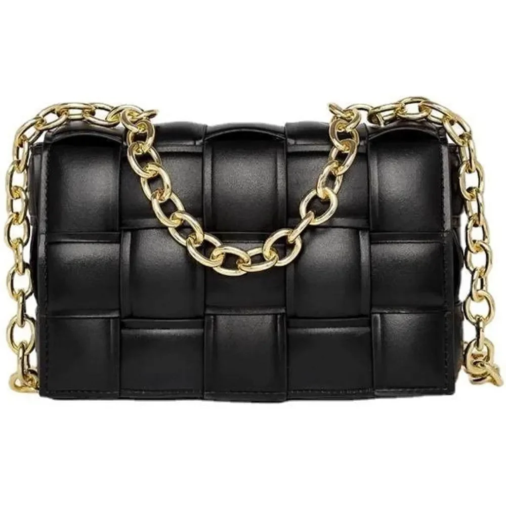 Women’s braided shoulder purse